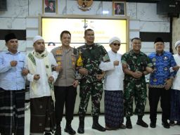 Jelang Pilkada, Danrem 084/BJ dan Forkopimda Sampang Jalin Silaturahmi bersama Forum Ulama Khos