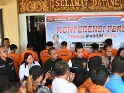 Polres Madiun Kota Ungkap Kasus Judol dan TPPO