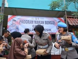Polres Gresik Gelar Sosialisasi Program Makan Bergizi di UPT SDN Bedilan