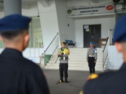 Pertandingan Liga 2, Gresik United vs Persipal Palu di Stadion GJOS