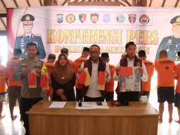 Polres Pamekasan Berantas Kasus Perjudian dan Amankan 16 Pelaku