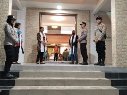 Polres Bondowoso Lakukan Pengamanan di Gereja saat Pergantian Tahun Baru