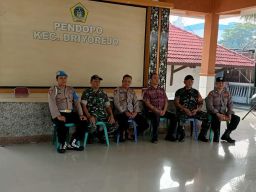 Polsek Driyorejo Pastikan Pengamanan Malam Pergantian Tahun 2025 Aman dan Kondusif