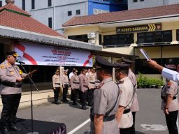 Kapolres Tanjung Perak Pimpin Sertijab Kapolsek dan Kasat Binmas