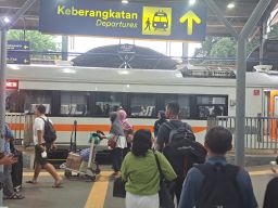 PT KAI Catat 5.864.312 Juta Penumpang di 2024, Alami Peningkatan 6,9 Persen