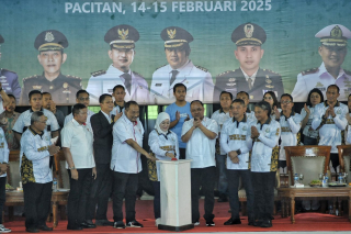 Kejurnas Ju -Jitsu Kajati Jatim Cup 2025 digelar di GOR Pacitan