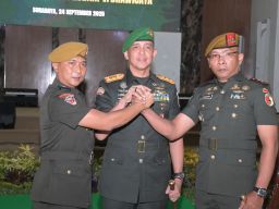 Pangdam Brawijaya Pimpin Serah Terima Jabatan Tiga Dansat