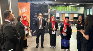 Gubernur Bersama Kadisdik Jatim Audiensi di Kementerian Pendidikan Singapura