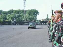 Pangdam V/Brawijaya Tegaskan Kemanunggalan Rakyat pada Upacara Hari Juang TNI AD.