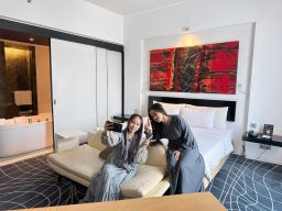 Rayakan Libur Lebaran dengan Staycation Seru di ARTOTEL TS Suites Surabaya