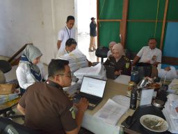 15 Saksi Diperiksa, Kejari Tanjung Perak Kembangkan Kasus Korupsi Sewa Stand PD Pasar Surya