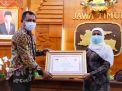 Khofifah: Kado HUT ke-75, Jatim Raih Prestasi Kinerja Tertinggi Pemda