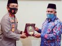 Kapolda Jatim Cuci Tangan Sebagai Protokol Kesehatan, Kunjungi Ponpes