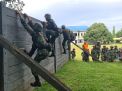 Latihan Halang Rintang, Cara Satdik 2 Kodiklatal Latih Fisik Siswa Dikmaba dan Dikmata TNI AL