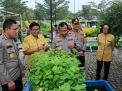 Kapolda Jatim Kunjungi Kebun Percobaan PT Petrokimia Gresik
