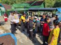 Polres Ngawi Bagi Sayuran dan Lauk Gratis ke Warga Jogorogo