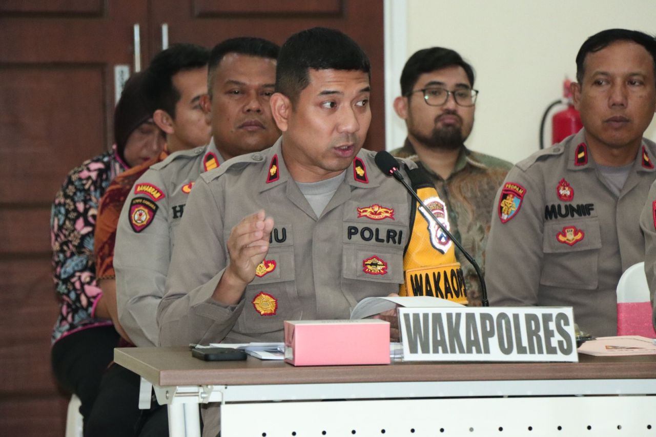 Wakapolres Gresik Kompol Danu Anindhita Kuncoro Putro