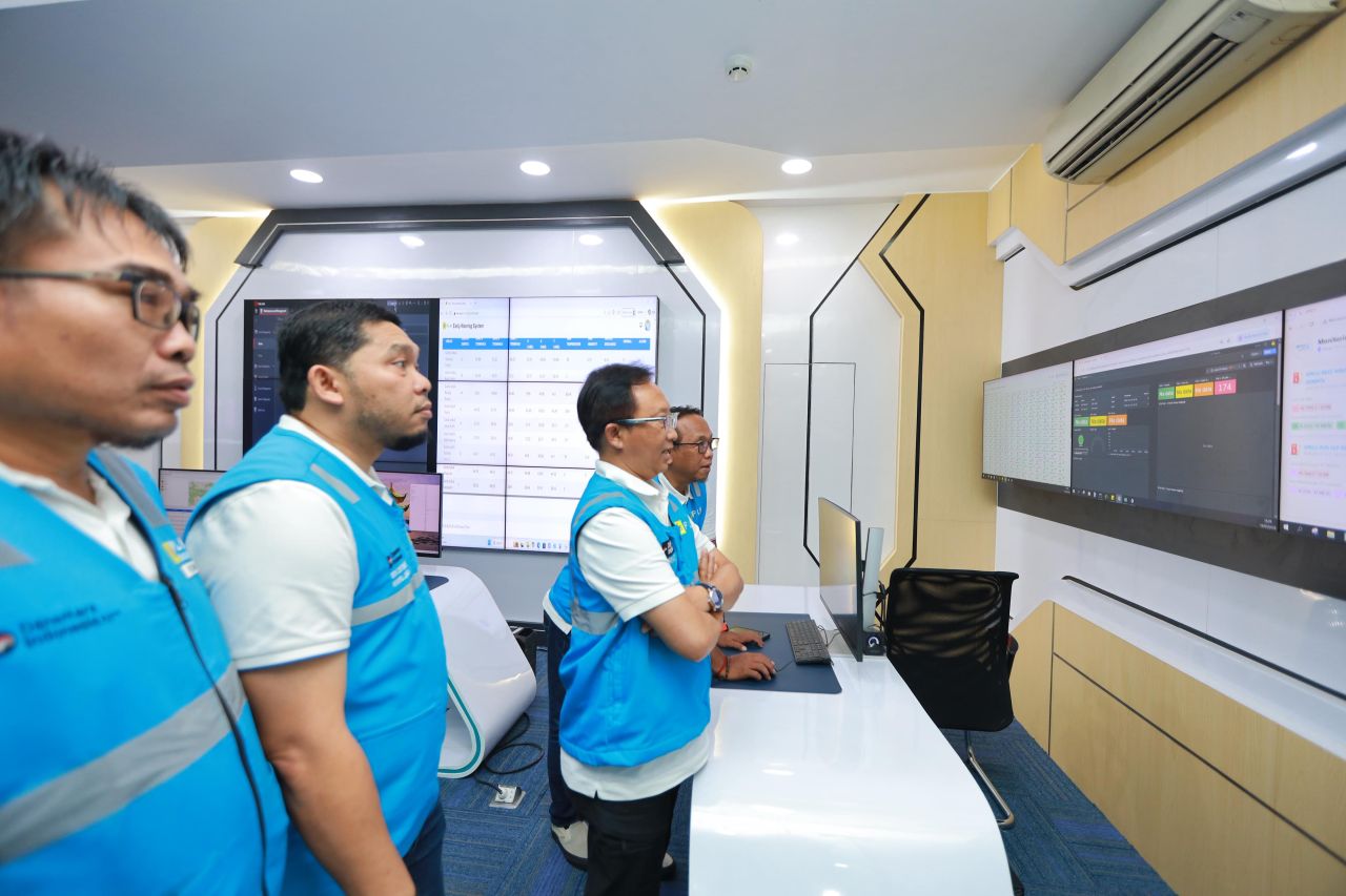 PLN Siaga Penuh Jaga Keandalan Listrik Saat Sholat Idulfitri 1447 H di Berbagai Daerah di Jawa Timur