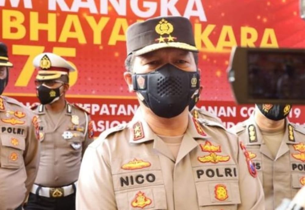 Kapolda Jatim Irjen Pol Dr Nico Afinta saat presscon juga turut memberikan doa kesembuhan Gubernur Jatim dari Covid-19