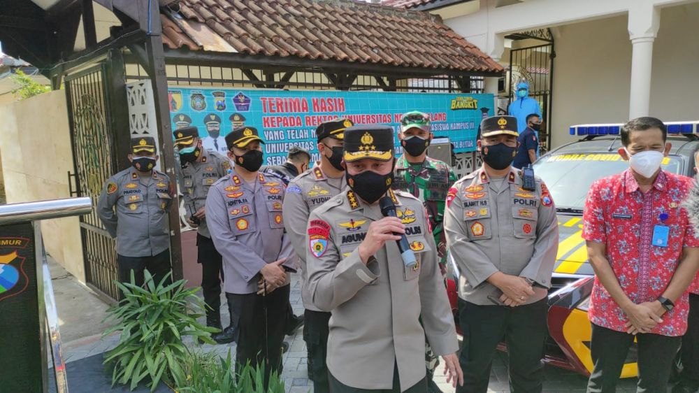 Irwasum Polri Komjen Drs. Agung Budi Maryoto saat memberikan sambutan
