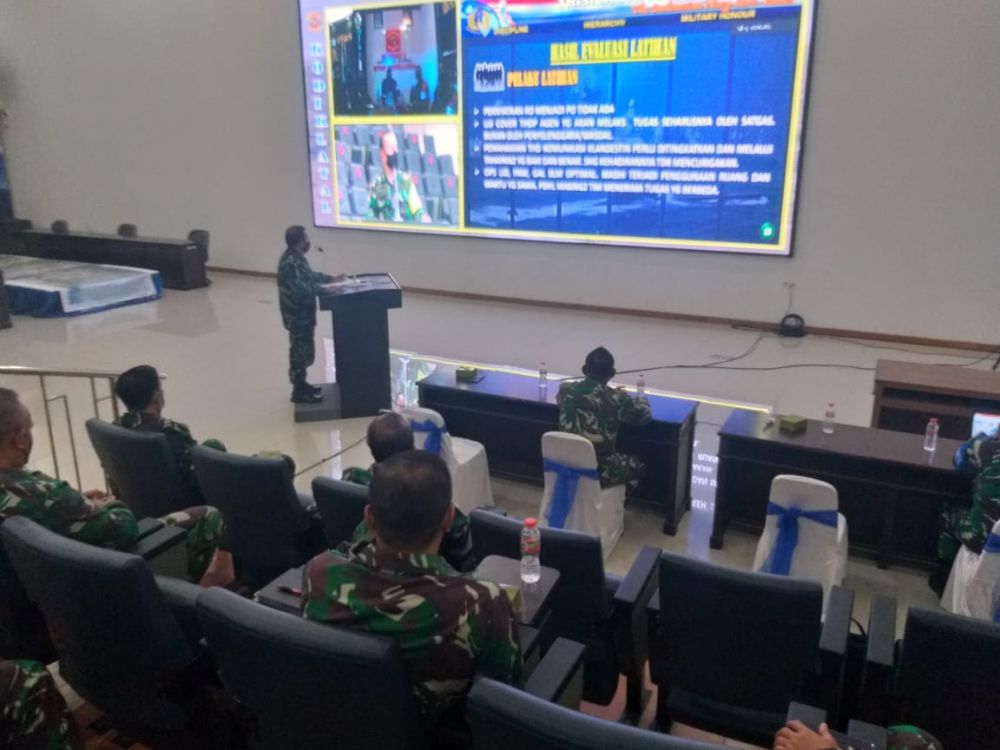 Dirlat saat memberikan keterangan kajian ulang dan evaluasi Latopsduk