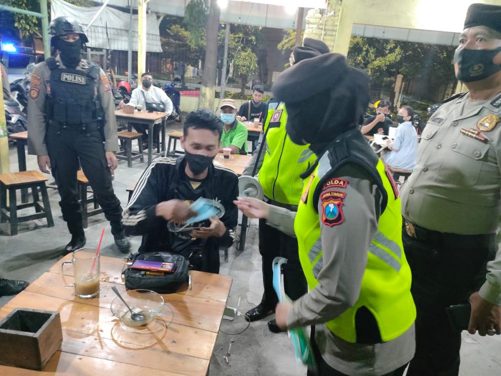 Ditsamapta Polda Jatim lakukan giat Ops KRYD