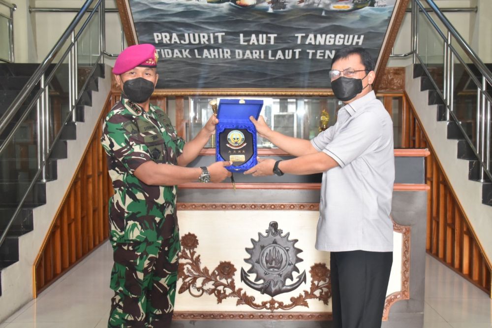 Dankodiklatal Letjen TNI Marinir Suhartono saat terima kunker Ketua Umum PPAL Laksamana TNI (Purn) Siwi Sukma Adji