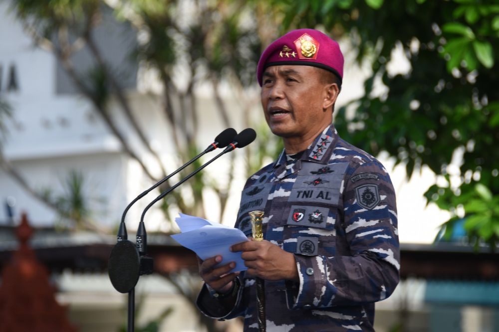 Dankodiklatal Letjen TNI Marinir Suhartono saat pimpin upacara Harkitnas 2022