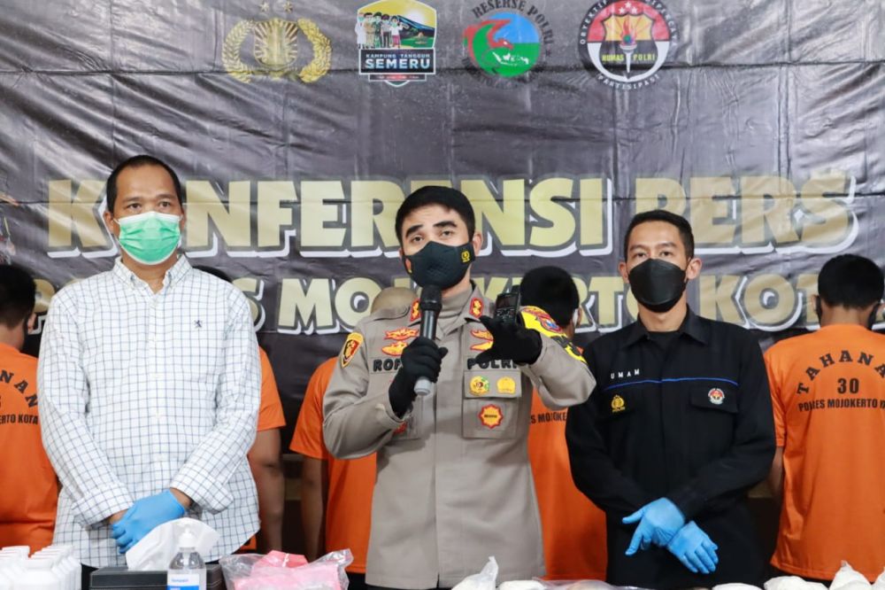 Polresta Mojokerto Ungkap Jaringan Narkoba, Amankan 3,1 Juta Butir Pil Koplo