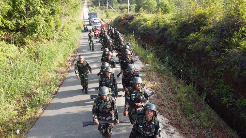 Siswa Satdik 1 Tanjung Uban saat latihan mental dan fisik