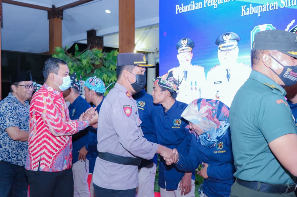 Wakapolres Situbondo Kompol Pujiarto saat menghadiri acara PWI