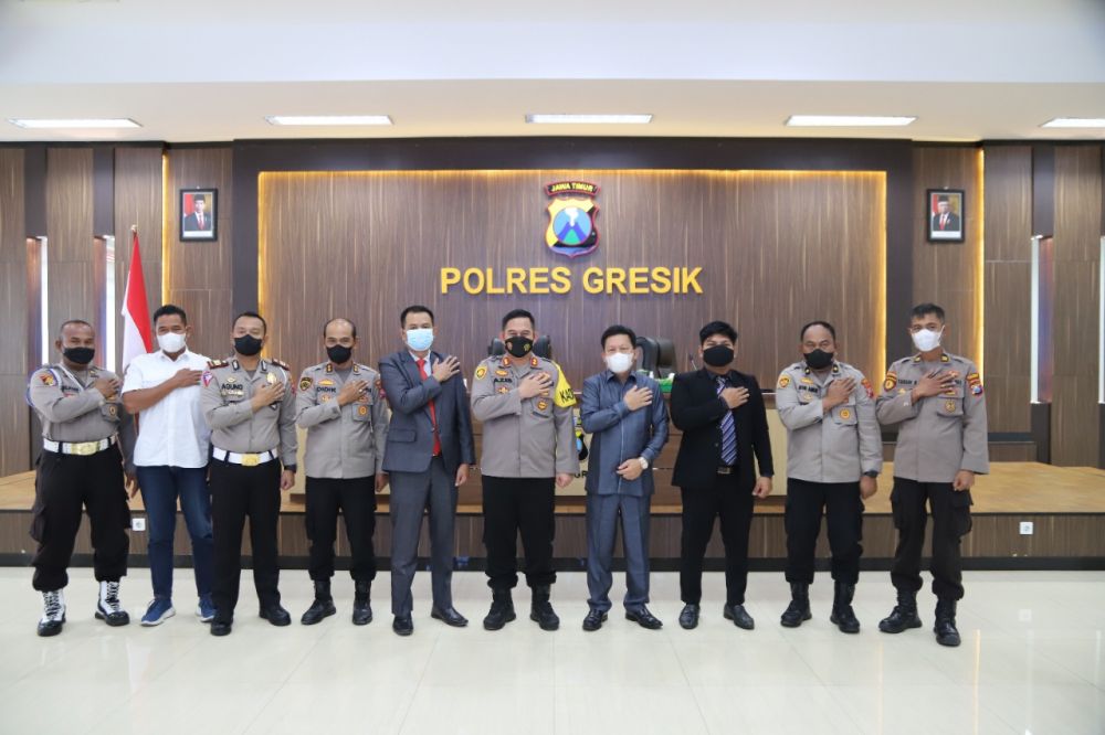 Polres Gresik terima penghargaan dari LEMKAPI