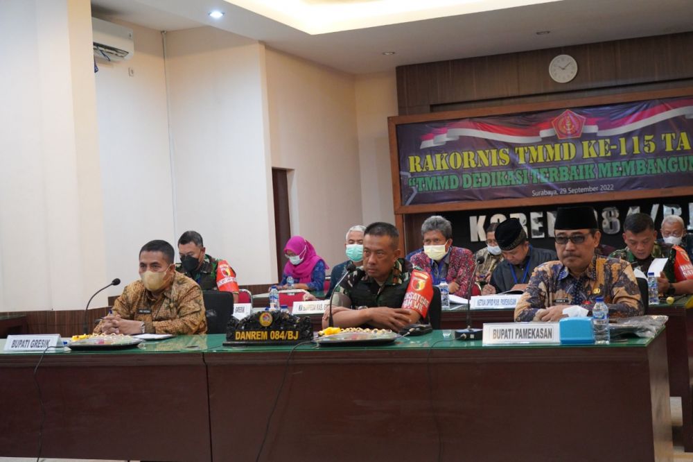 Danrem 084/BJ Brigjen TNI Terry Tresna Purnama saat hadiri Rakornis