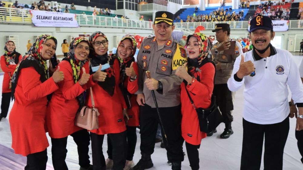 Kapolres Gresik AKBP Mochamad Nur Aziz saat hadir di acara Marching Band