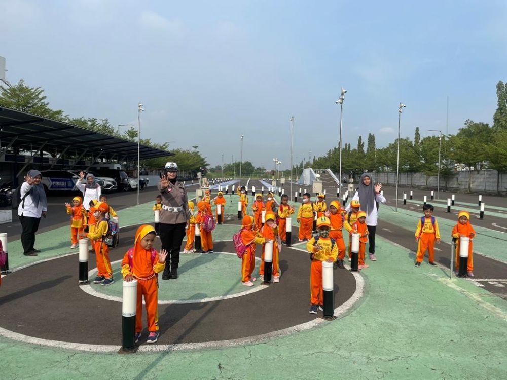Polresta Mojokerto edukasi anak terkait berlalu lintas sejak dini