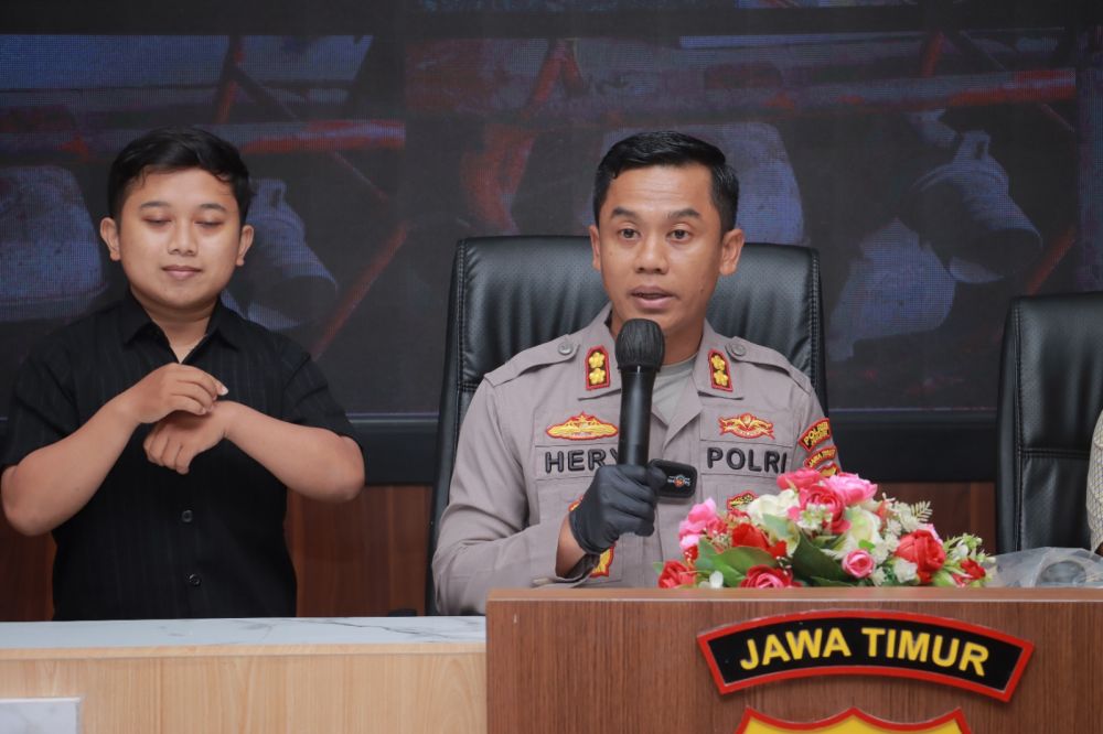 Satreskrim Polres Jember Tetapkan 22 Tersangka Penambang Emas Ilegal