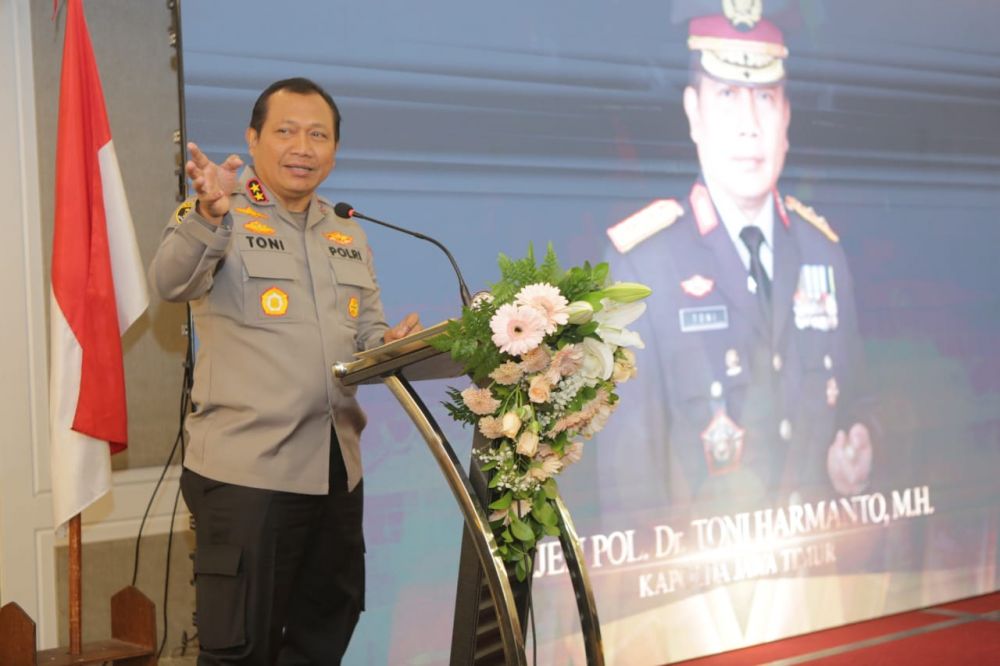 Kapolda Jatim Irjen Pol Dr. Toni Harmanto