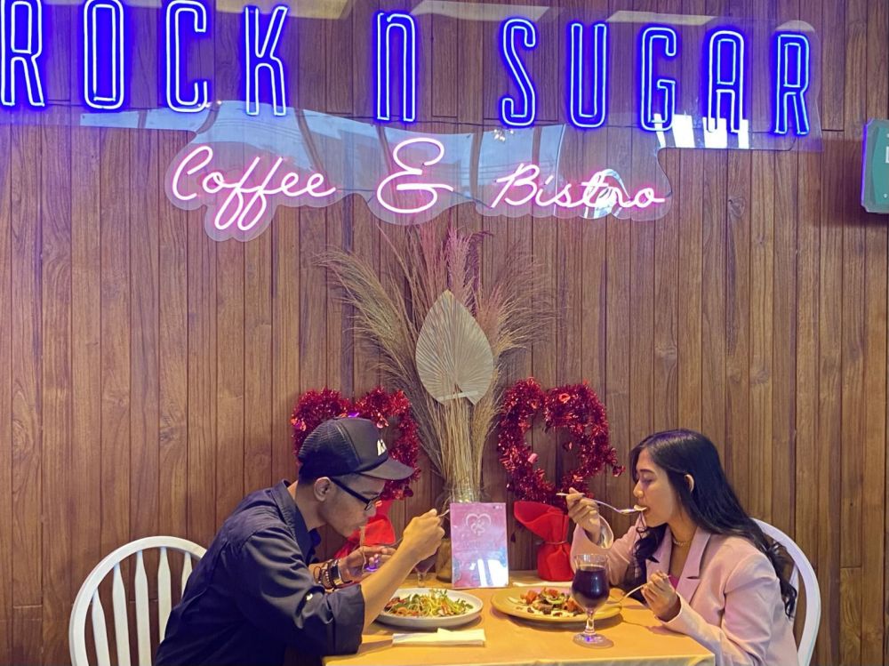 Luminor Hotel Jemursari Kolaborasikan 2 Kebudayaan