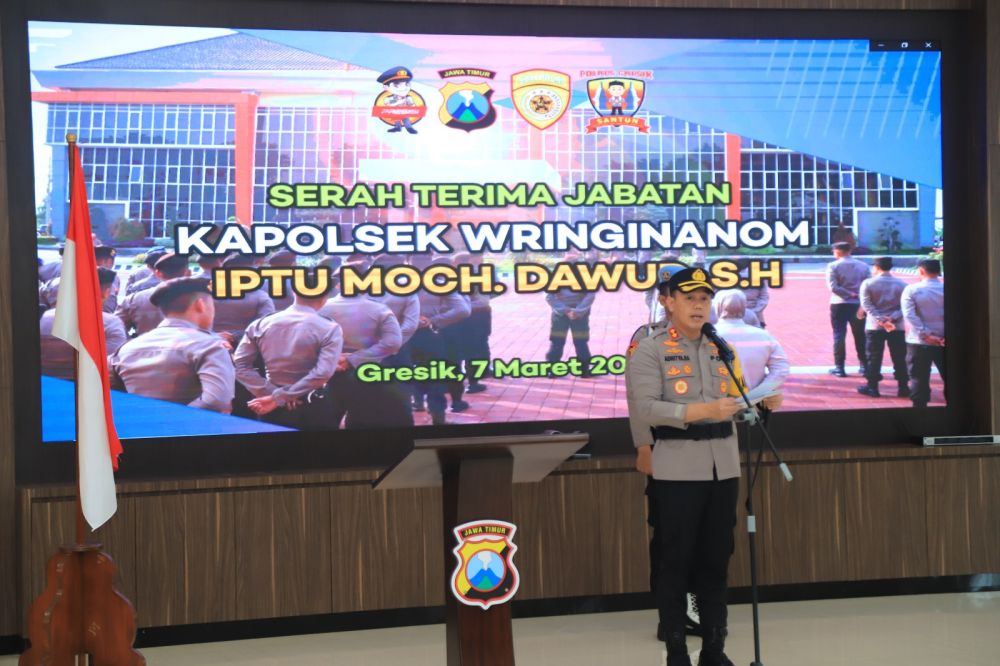 Kapolres Gresik AKBP Adhitya Panji Anom pimpin sertijab Kapolsek Wringinanom 