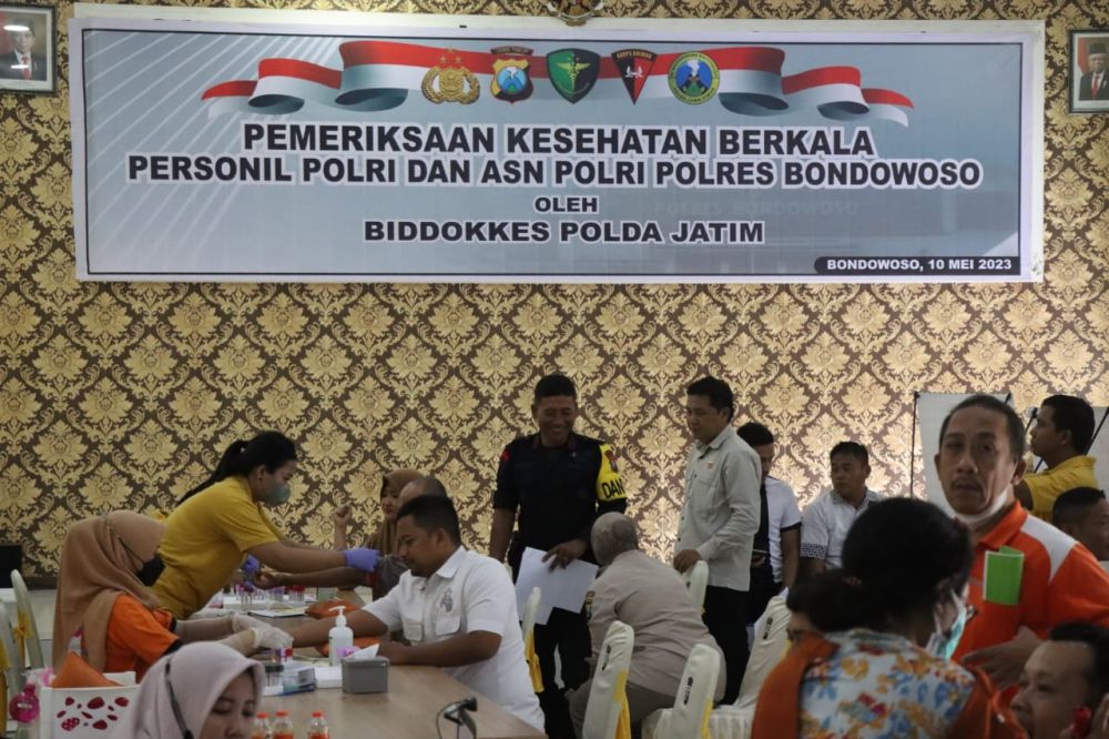 Personil Polres Bondowoso lakukan Rikkes berkala