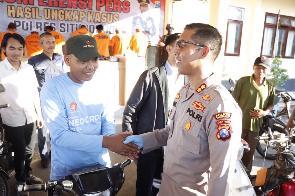 Kapolres Situbondo Serahkan ke Pemilik 3 Ranmor Ungkap Kasus Curanmor