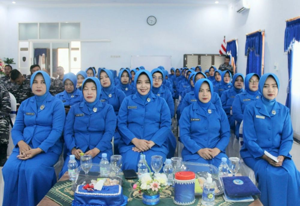 Danlanal Batuporon tatap muka dengan Jalasenastri Cabang 5 Korcab V DJA ll