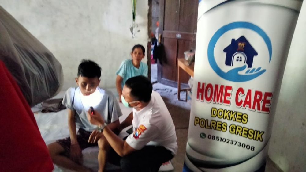 Dokkes Polres Gresik lakukan cek kesehatan terkait lakalantas