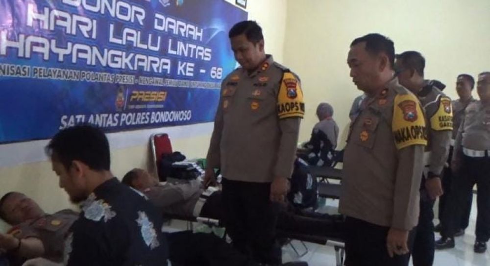 Kapolres Bondowoso AKBP Bimo Ariyanto tinjau lokasi donor darah