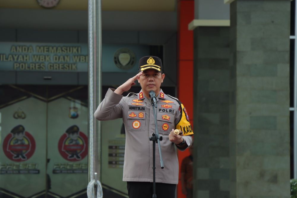 Kapolres Gresik AKBP Adhitya Panji Anom