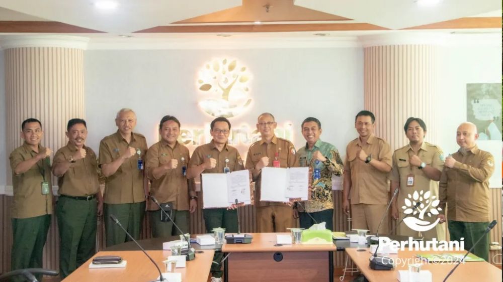 Perum Perhutani Divre Jatim MoU dengan DPUSDA, Pemanfaatan Hasil Kayu Tebangan