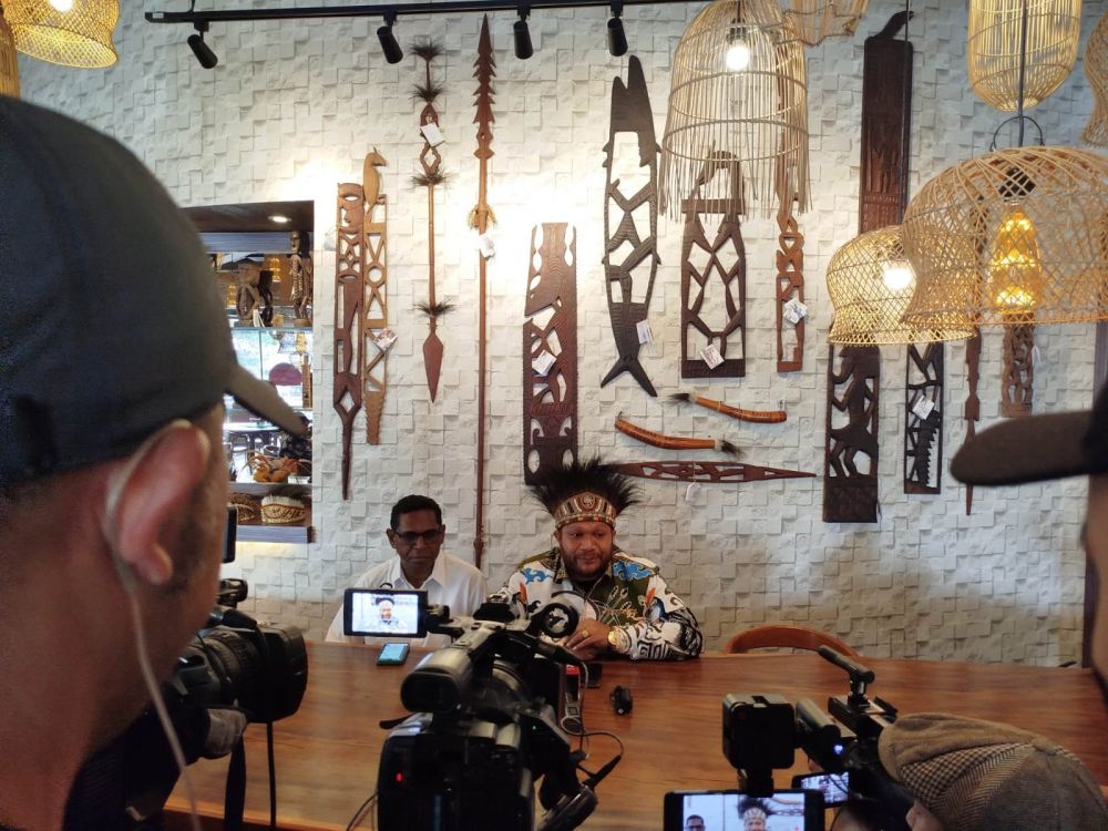 Anggota DPD RI asal Papua 